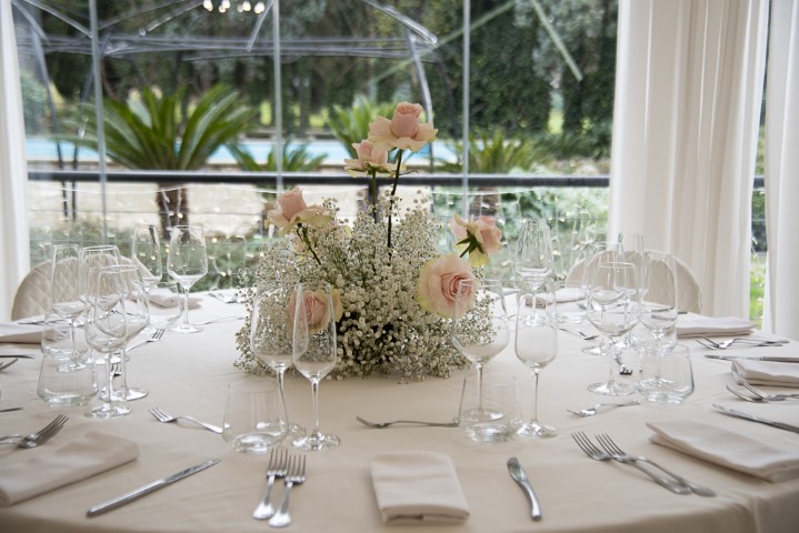 Stili e tendenze mise en place per matrimoni